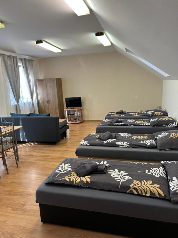 Korzó Apartments Dunaszerdahely Kültér fotó